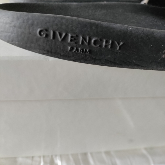 Givenchy Slides - Picture 4 of 6